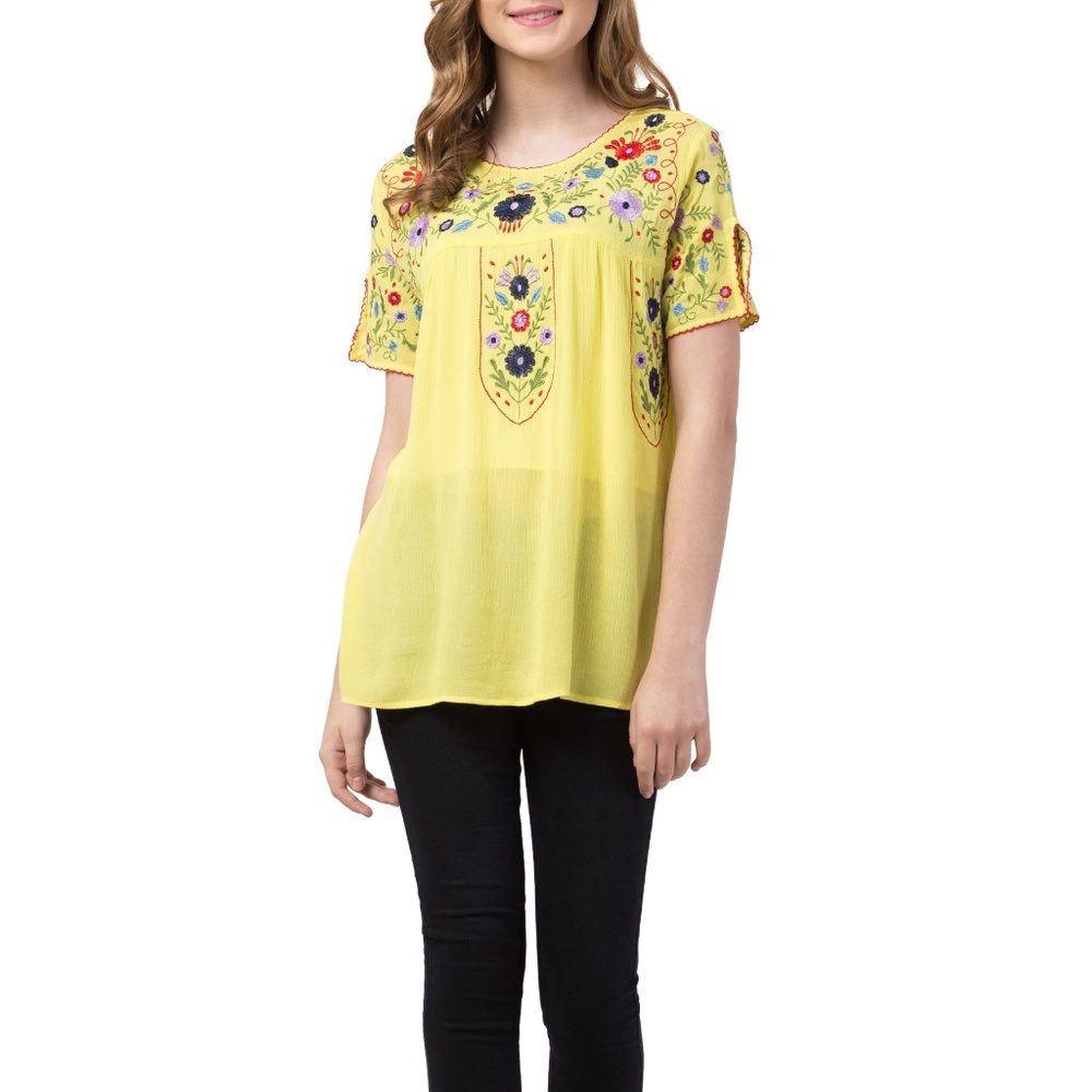 Raj Cela Top